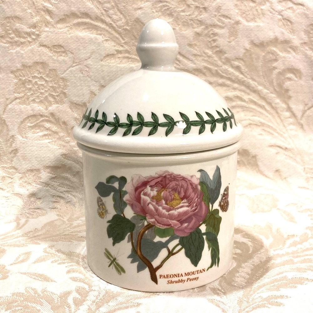 Portmeirion Botanic Garden 3.5” x 5.75” Paeonia Moutan Shrubby Peony Covered Jar